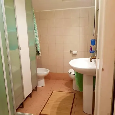 Apartment Attico96 *